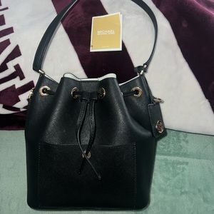 MK Michael Kors BLACK Bucket bag purse